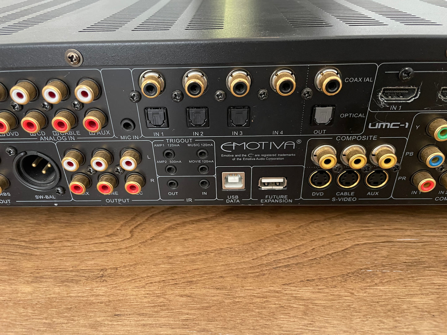 Emotiva Audio Corparation UMC-1 Ultra Media Controller