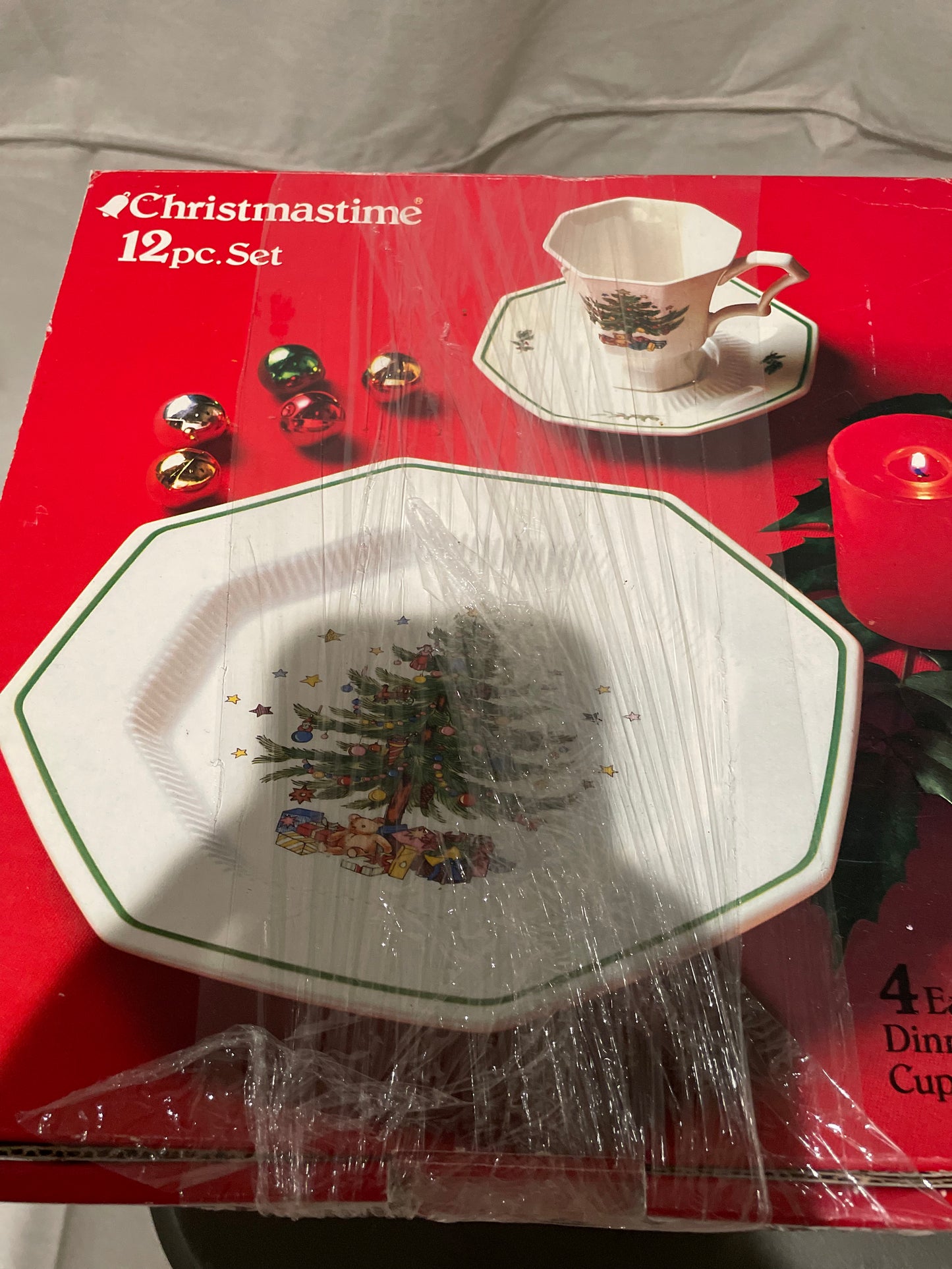 Christmastime Dish Set by Nikko