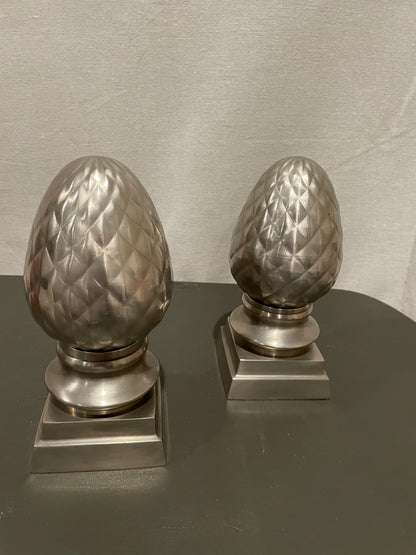 Acorn Bookends