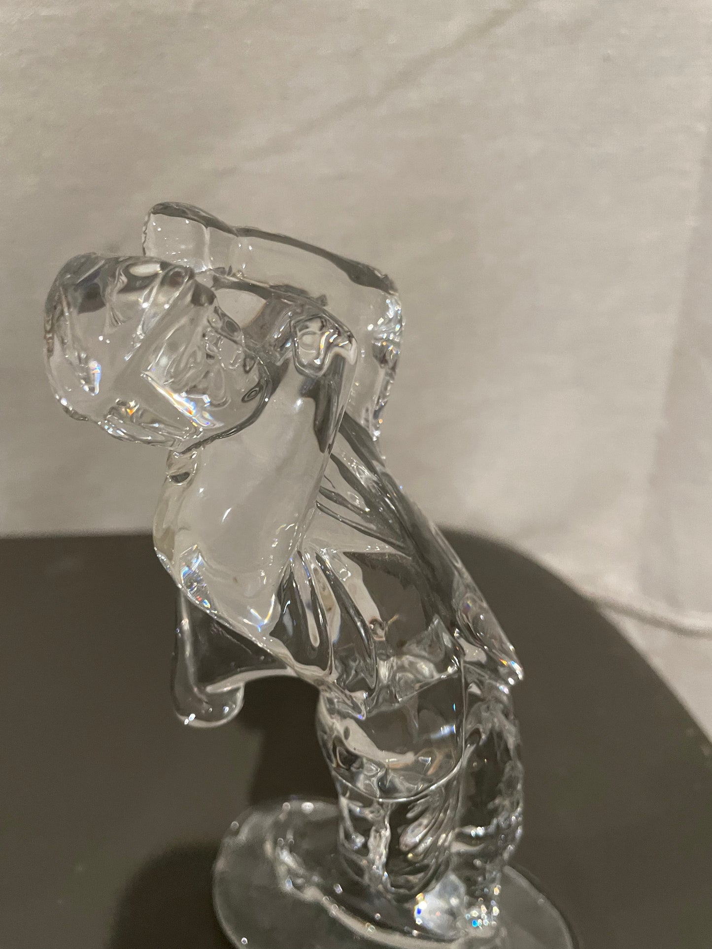 Golfer made of glass