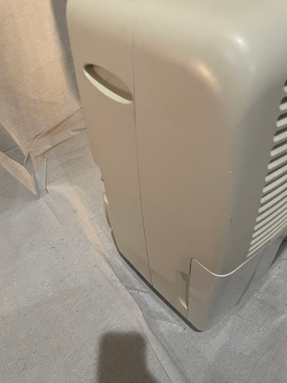 Haier Dehumidifier Model DE65EM-L