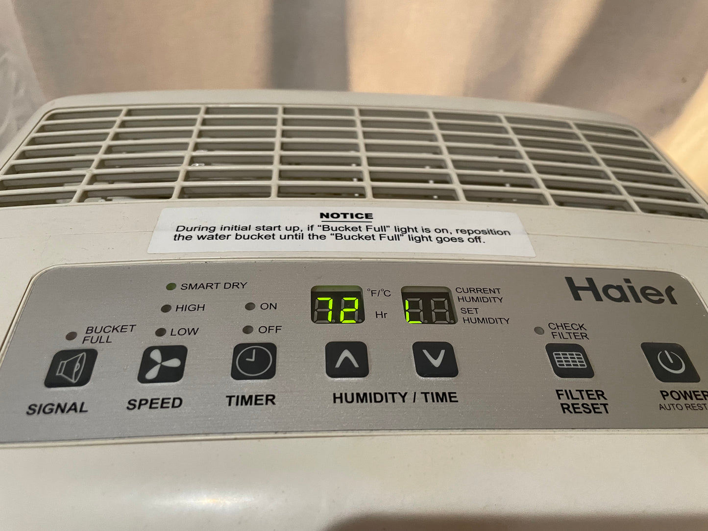 Haier Dehumidifier Model DE45EK-T