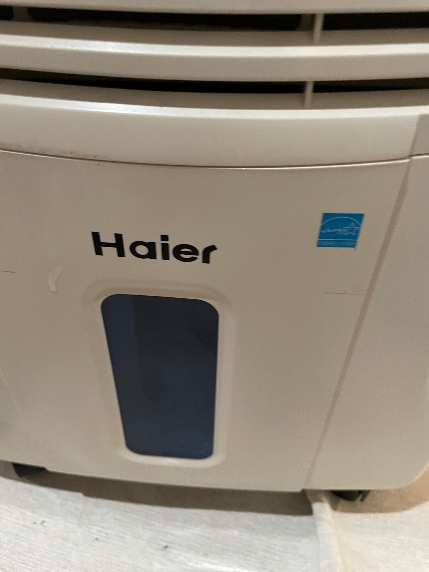 Haier Dehumidifier Model DE45EK-T