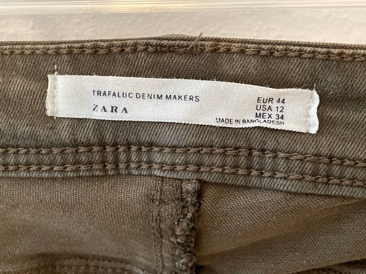 ZARA Trafaluc Denim Makers (Women's 12)